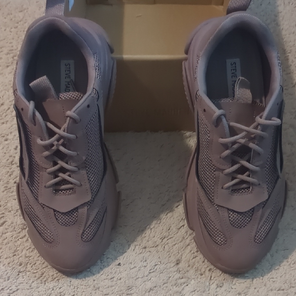 Steve Madden Mauve Athletic Shoes